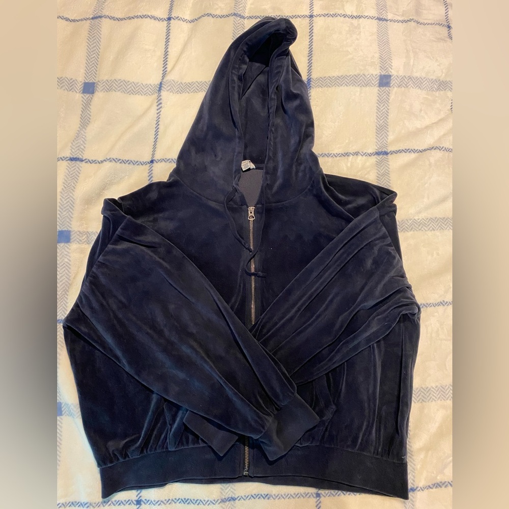 american eagle oversized velvet zip up hoodie